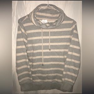 Really cute cowl neck sweatshirt. Very warm and soft.